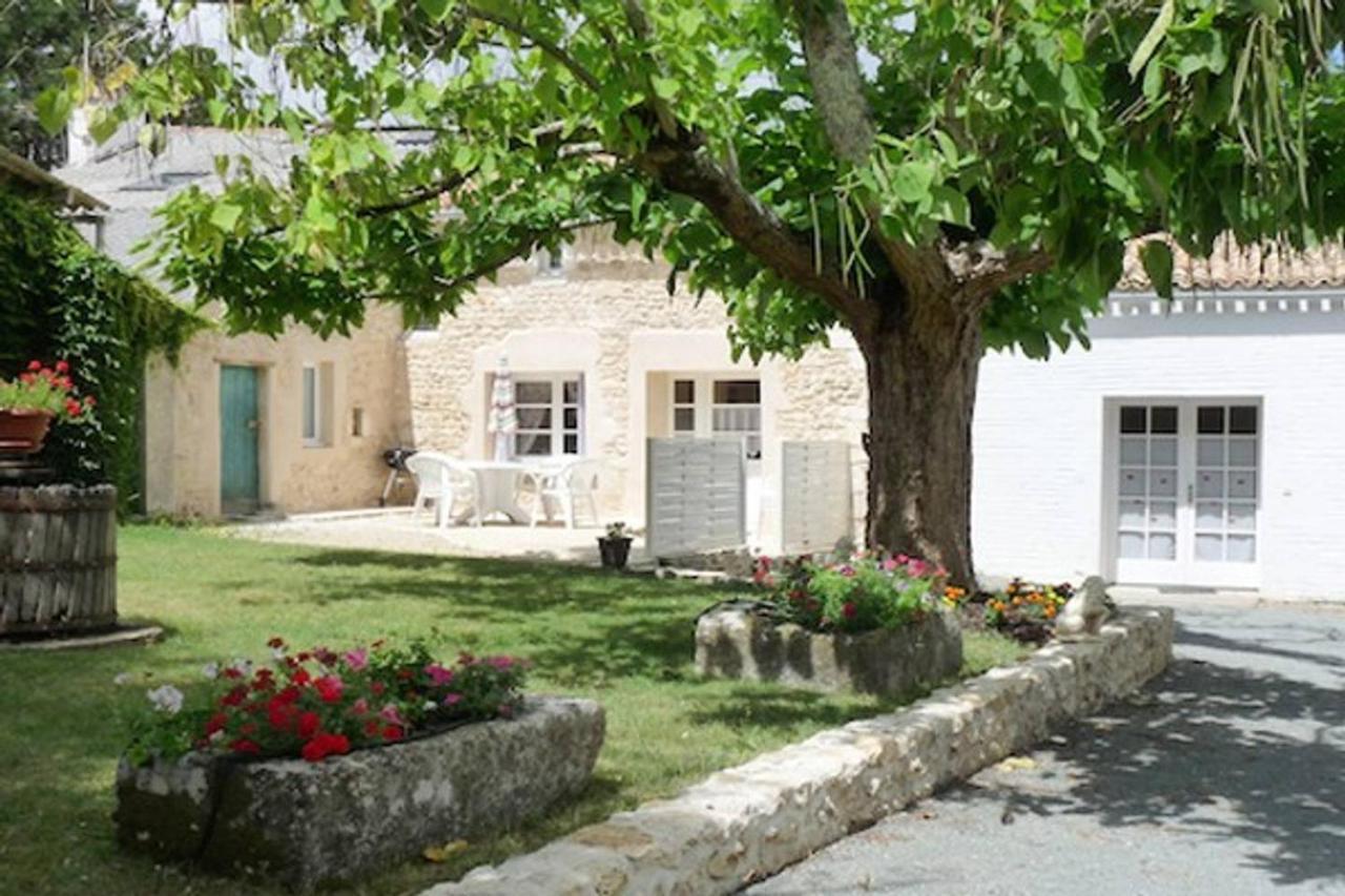 Meursac Gites Chez Belliveau מראה חיצוני תמונה